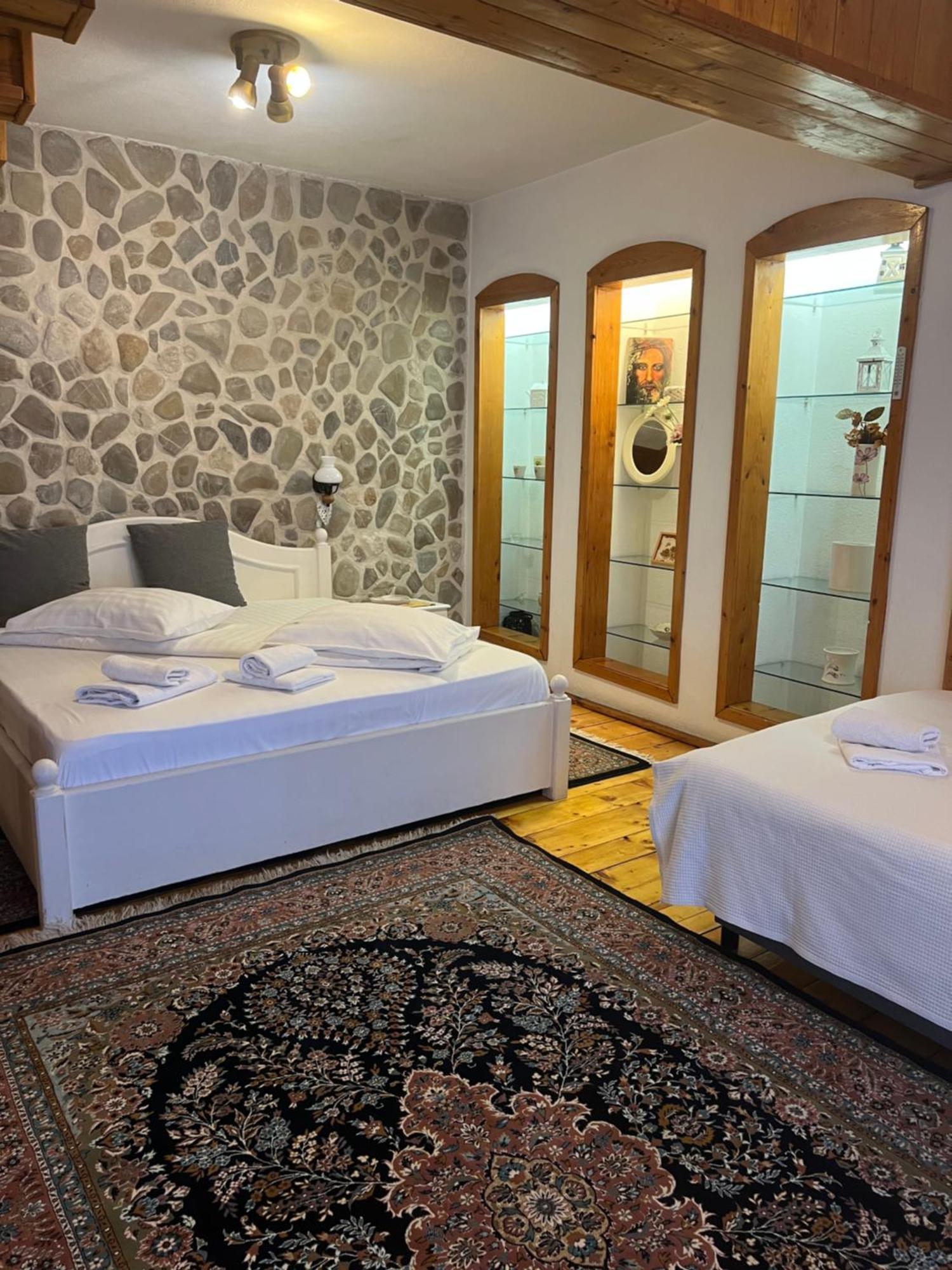 Rem'S Pension Rîşnov Exterior foto