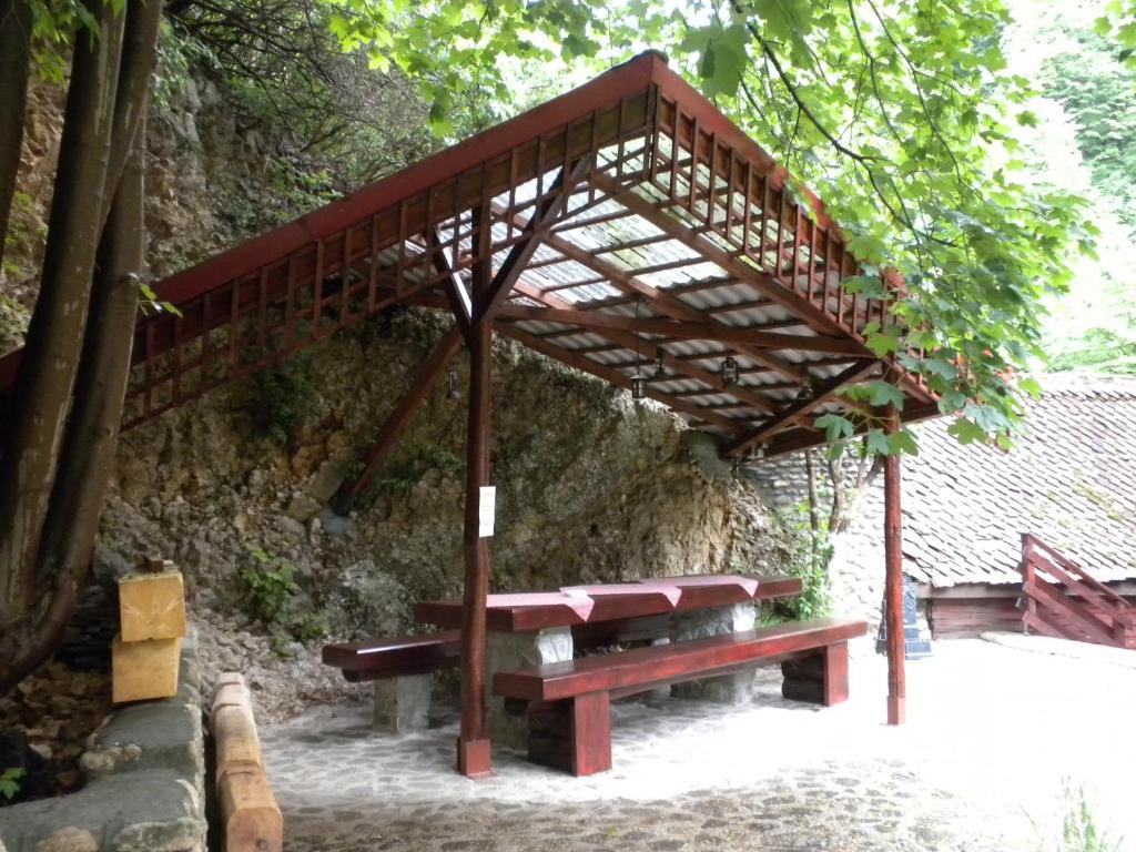 Rem'S Pension Rîşnov Exterior foto