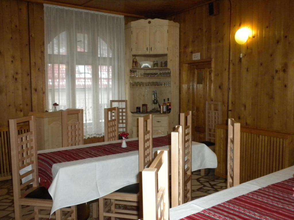 Rem'S Pension Rîşnov Exterior foto