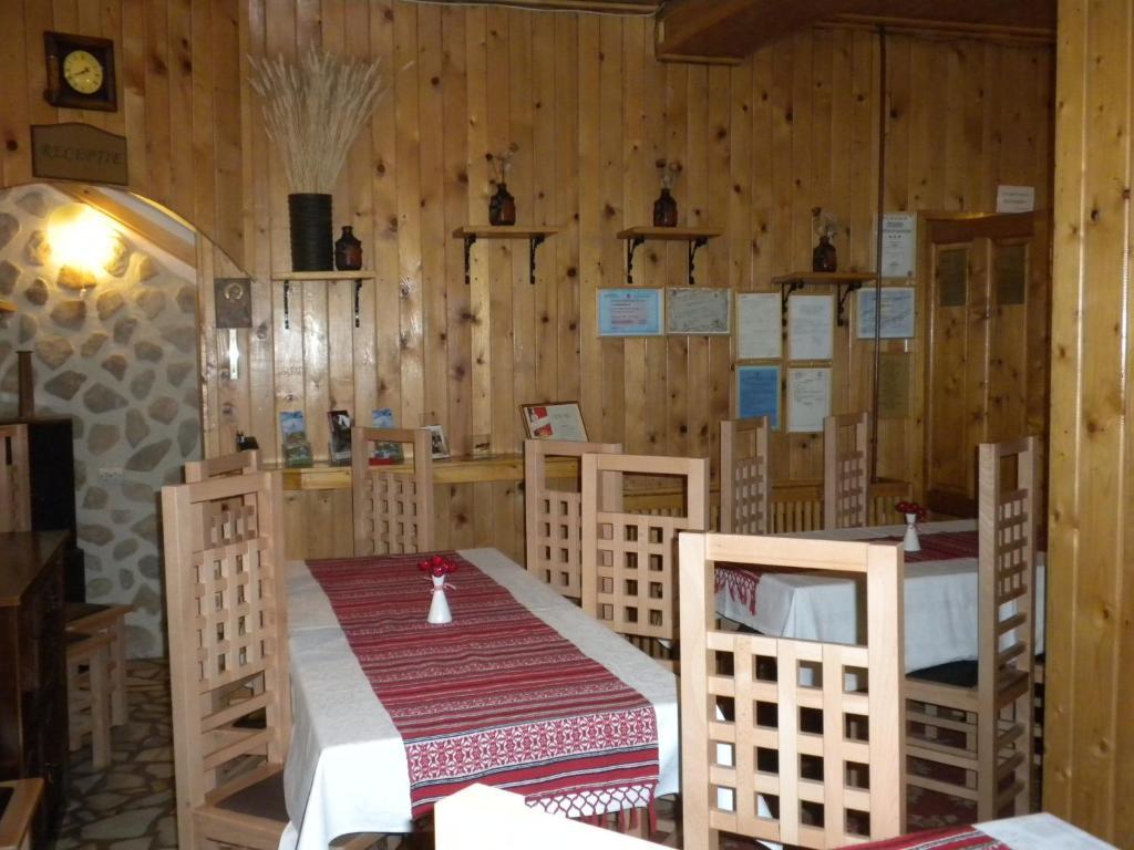 Rem'S Pension Rîşnov Exterior foto